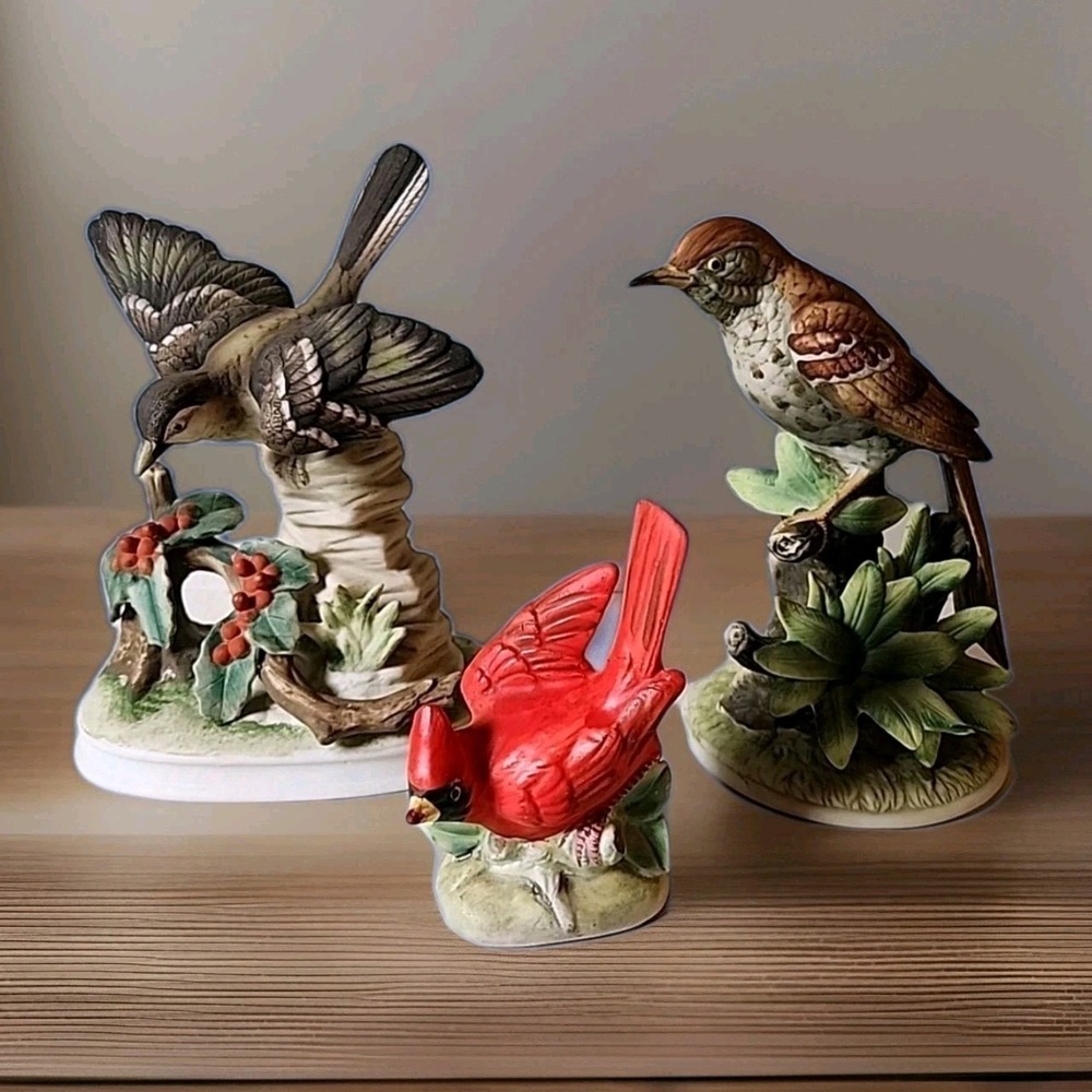 VTG Lot 3 Handpainted Porcelain Birds Figurines Mockingbird, Thrasher, Cardinal*